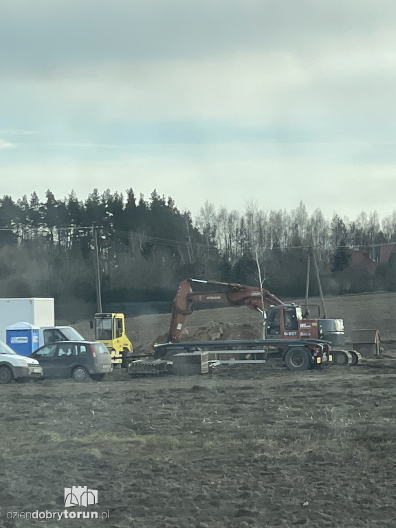 Budowa gigantycznego pomnika Matki Boskiej