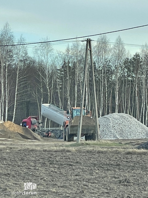 Budowa gigantycznego pomnika Matki Boskiej