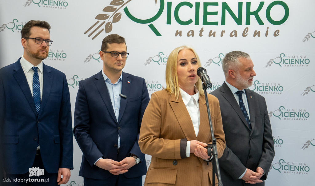 Konferencja prasowa w Sicienku