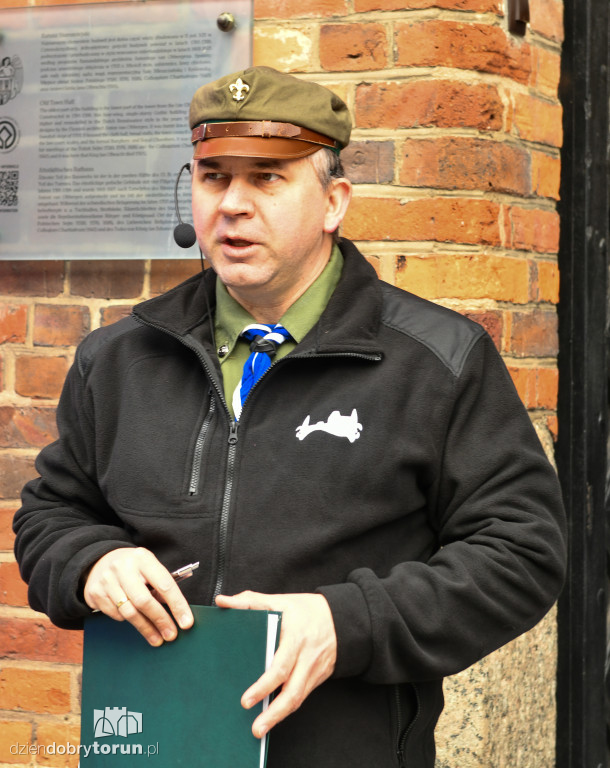 Setki harcerzy na toruńskim rynku