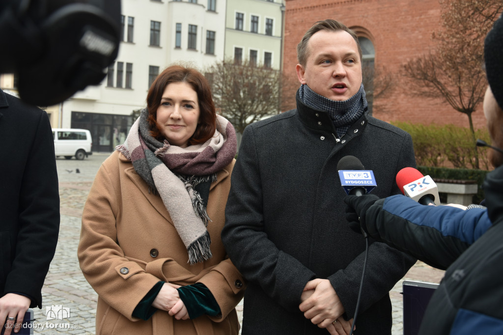 Konferencja PiS na Rynku Nowomiejskim