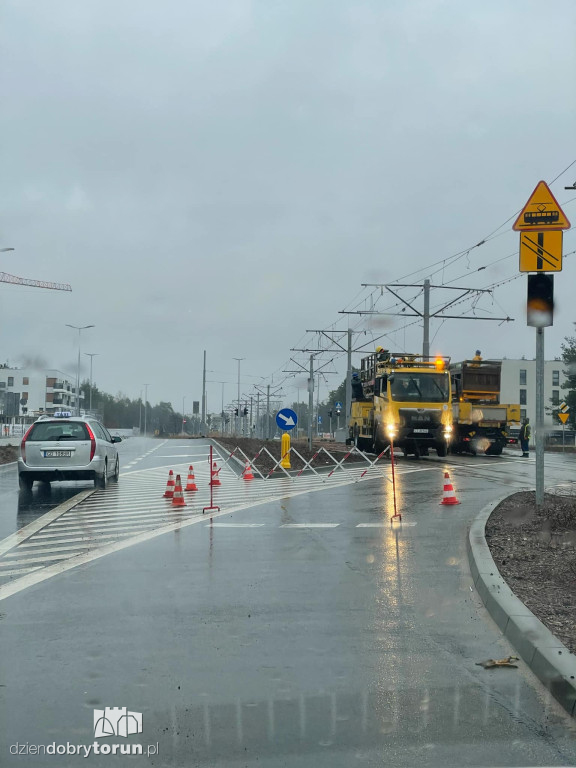 Awaria! Zerwana trakcja unieruchomiła tramwaje