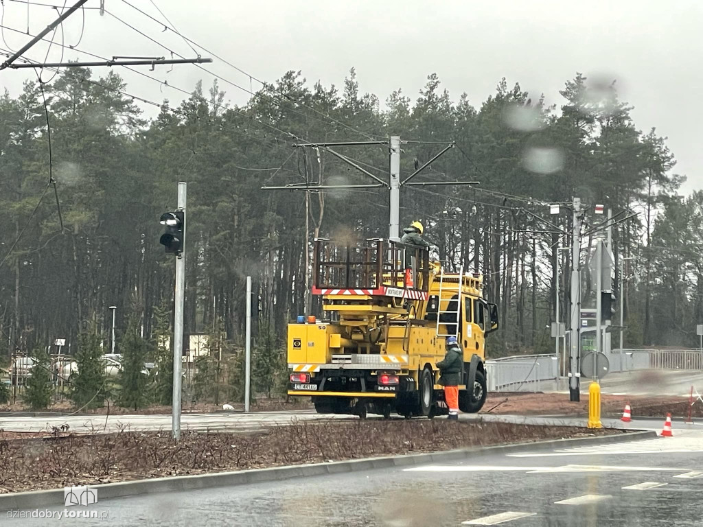 Awaria! Zerwana trakcja unieruchomiła tramwaje