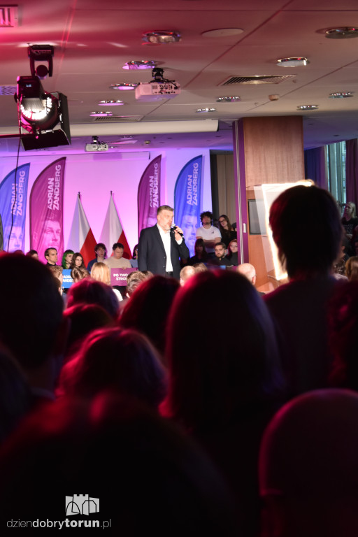 Adrian Zandberg na spotkaniu z wyborcami