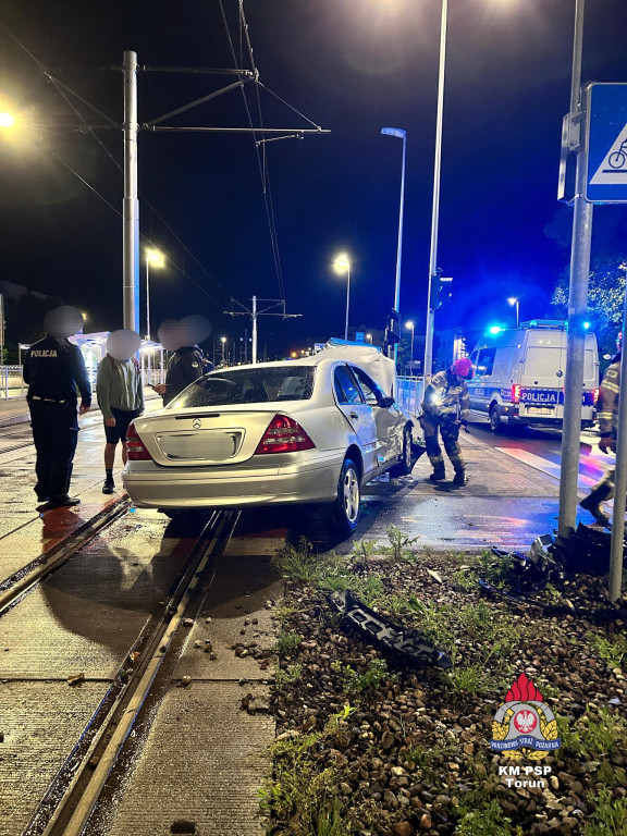 Groźna kolizja w środku nocy