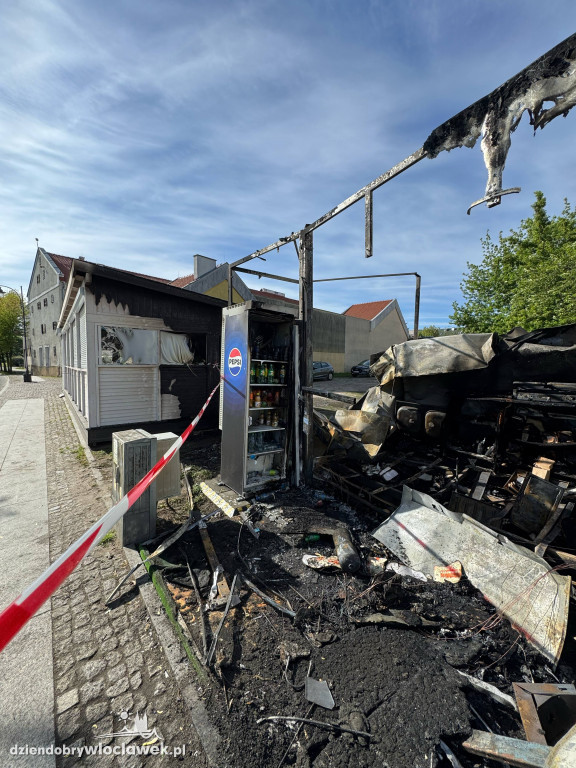 Spłonął popularny lokal przy bulwarach