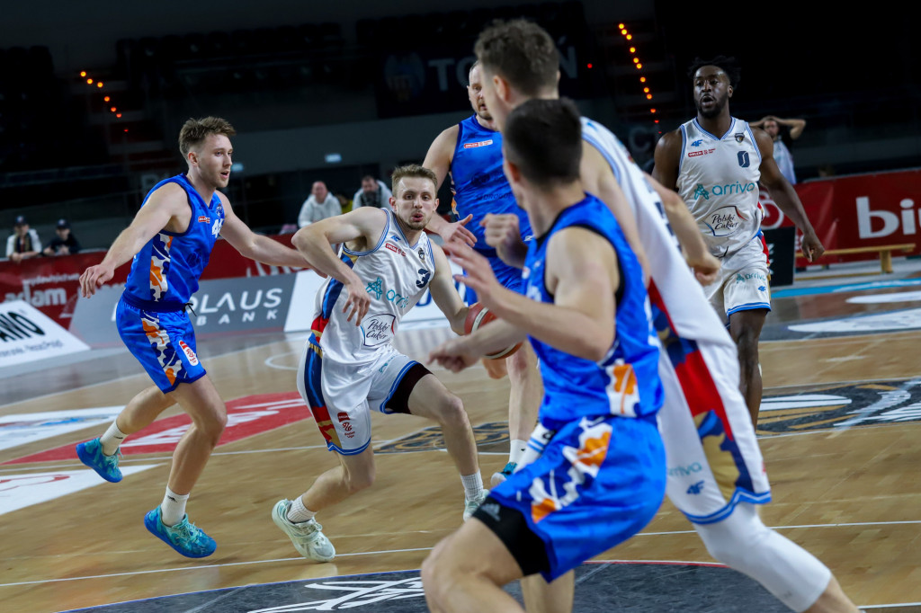 Arriva Polski Cukier Toruń 74:86 MKS Dąbrowa Górnicza
