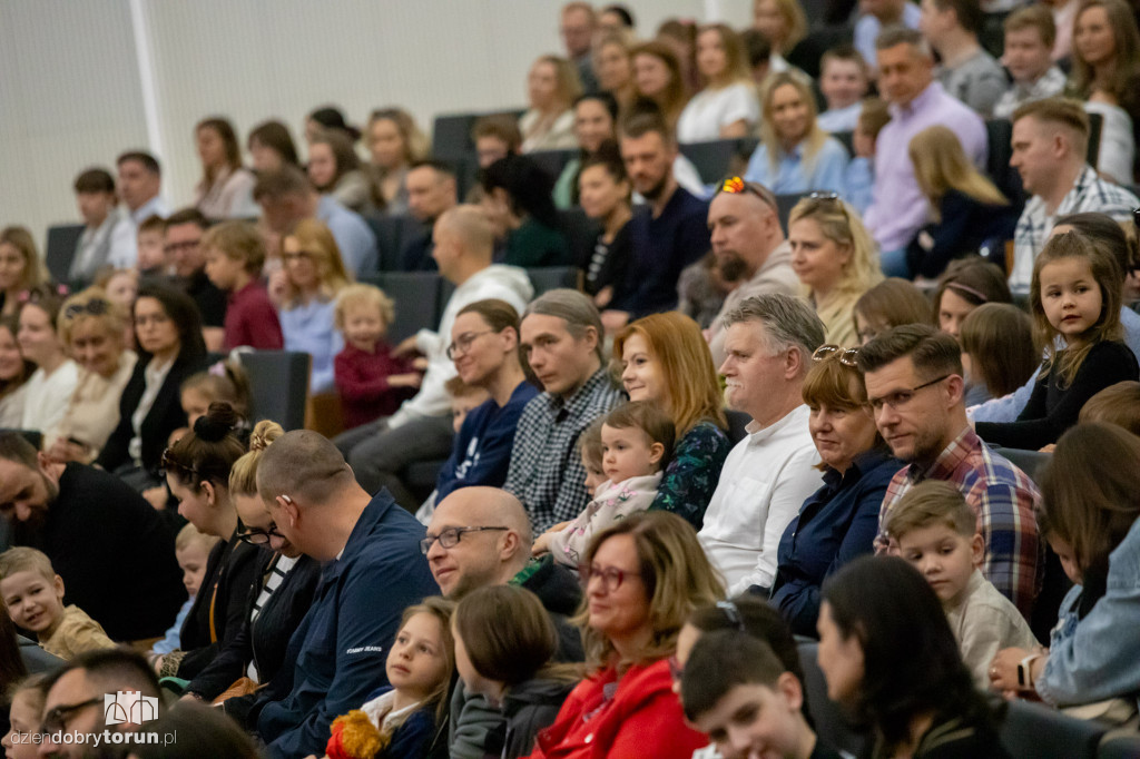 Zakończenie roku Uniwersytetu dla Dzieci