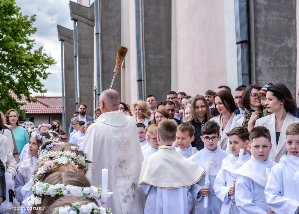 Pierwsza Komunia w Parafii na Stawkach