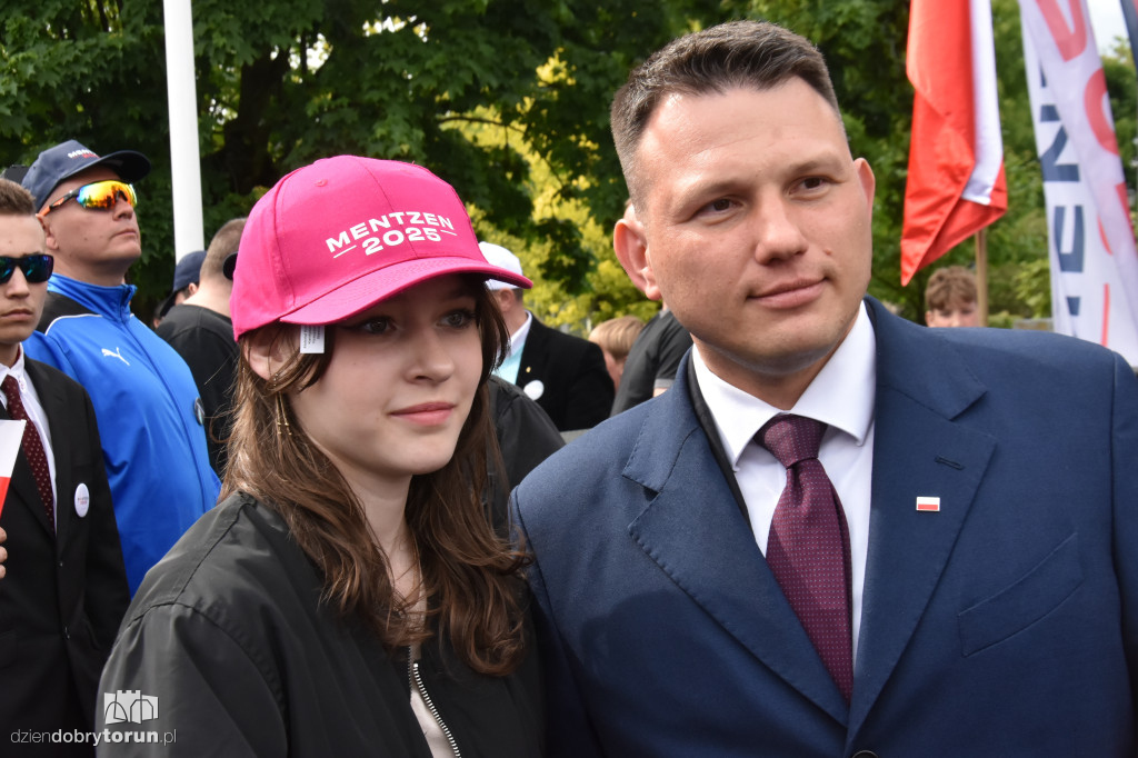 Selfie z Mentzenem w Aleksandrowie Kujawskim