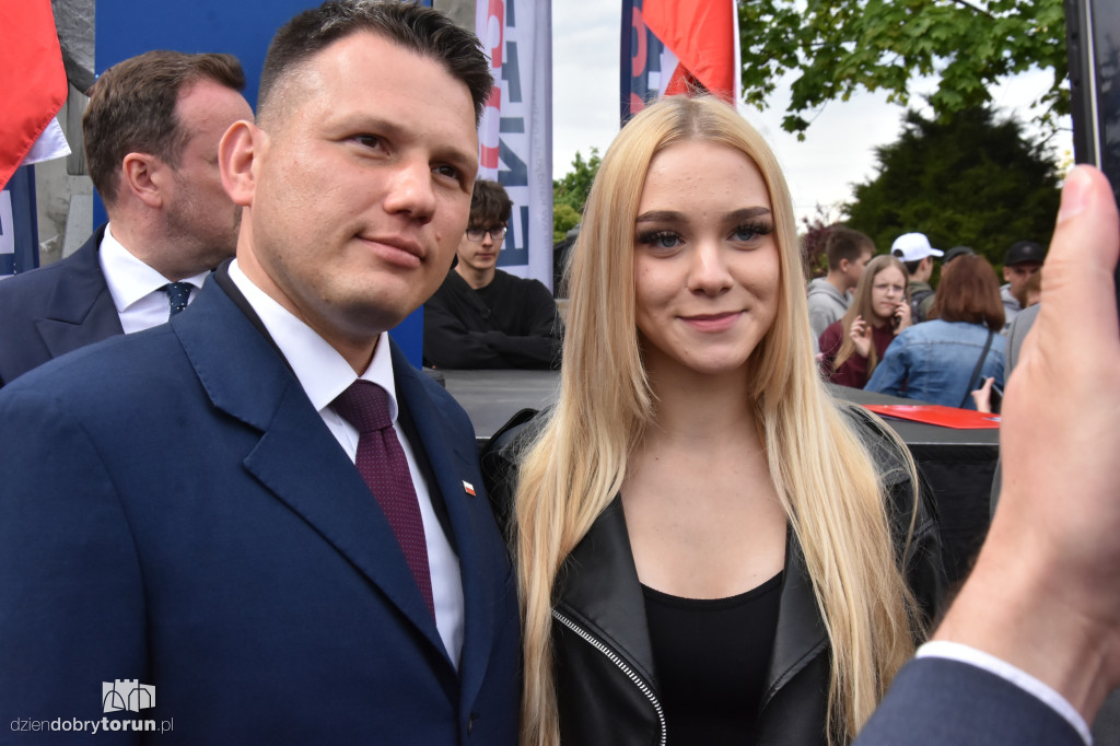 Selfie z Mentzenem w Aleksandrowie Kujawskim