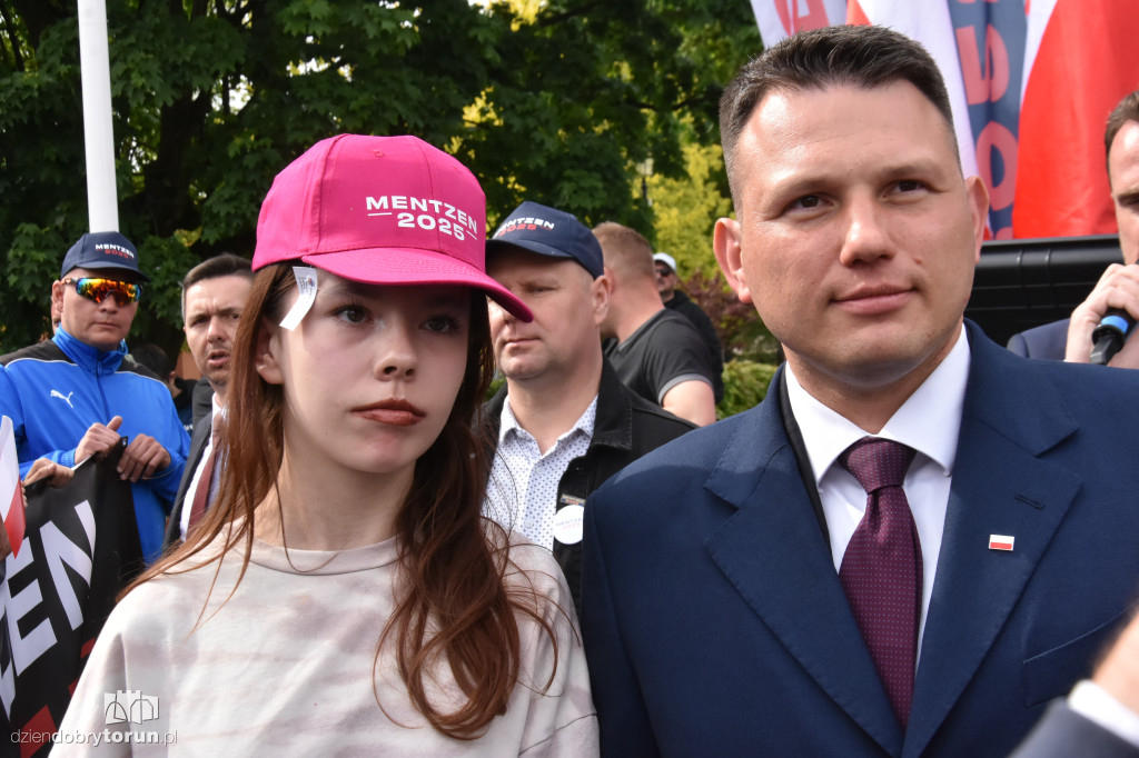 Selfie z Mentzenem w Aleksandrowie Kujawskim