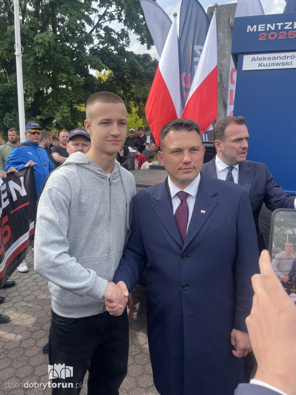 Selfie z Mentzenem w Aleksandrowie Kujawskim