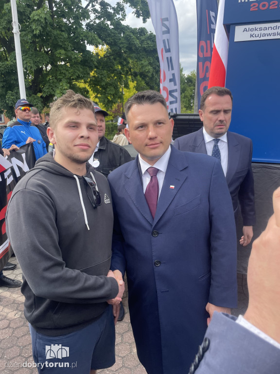 Selfie z Mentzenem w Aleksandrowie Kujawskim