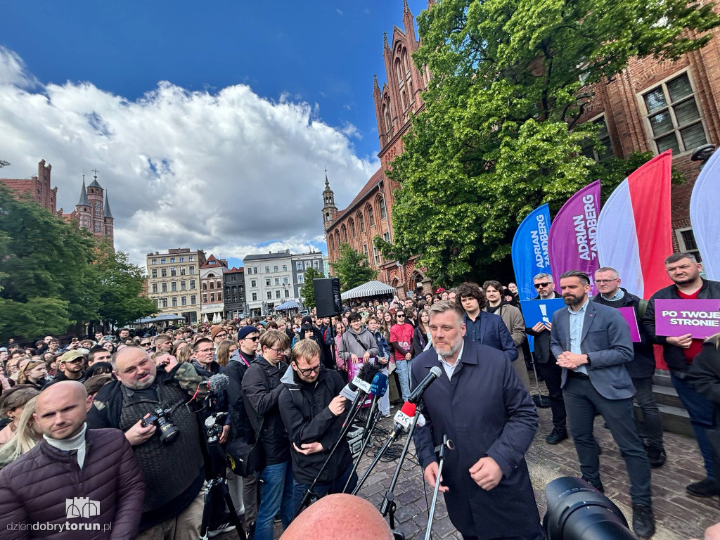 Zandberg w Toruniu na chwilę przed ciszą wyborczą