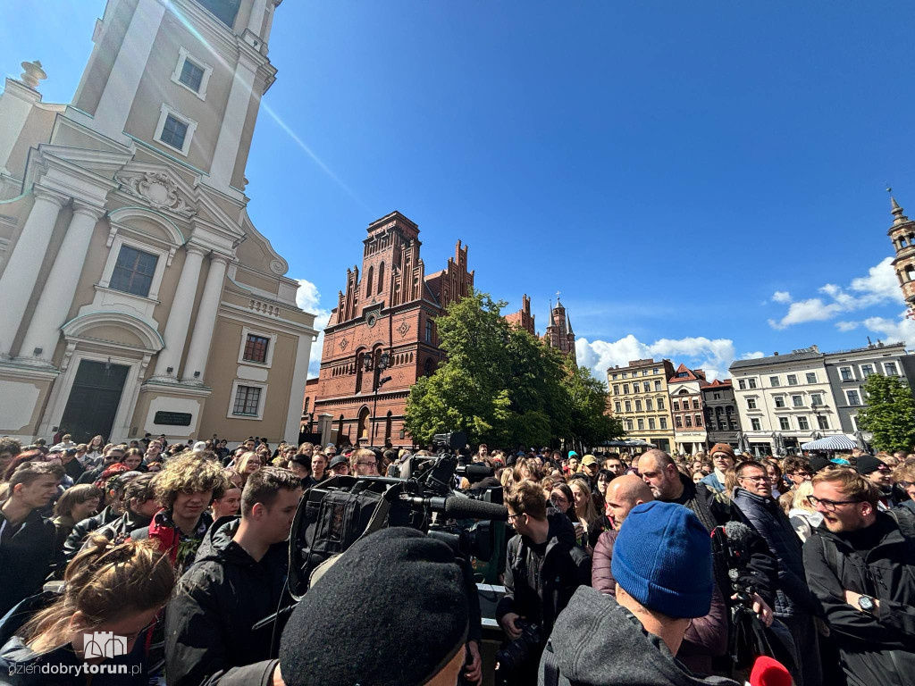 Zandberg w Toruniu na chwilę przed ciszą wyborczą