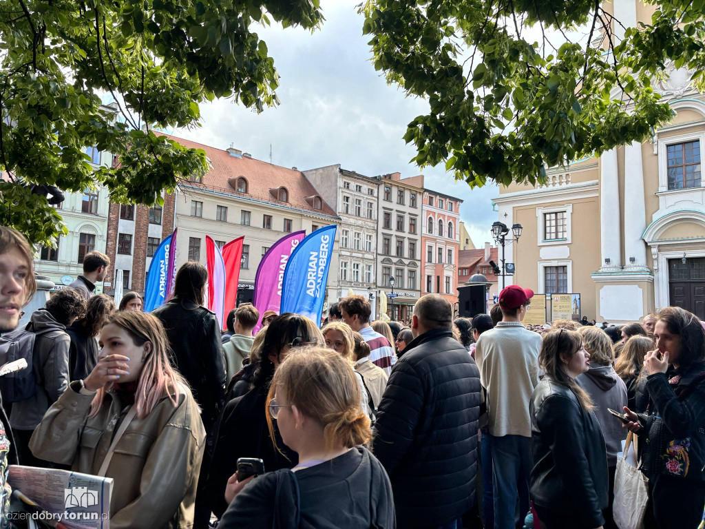 Zandberg w Toruniu na chwilę przed ciszą wyborczą