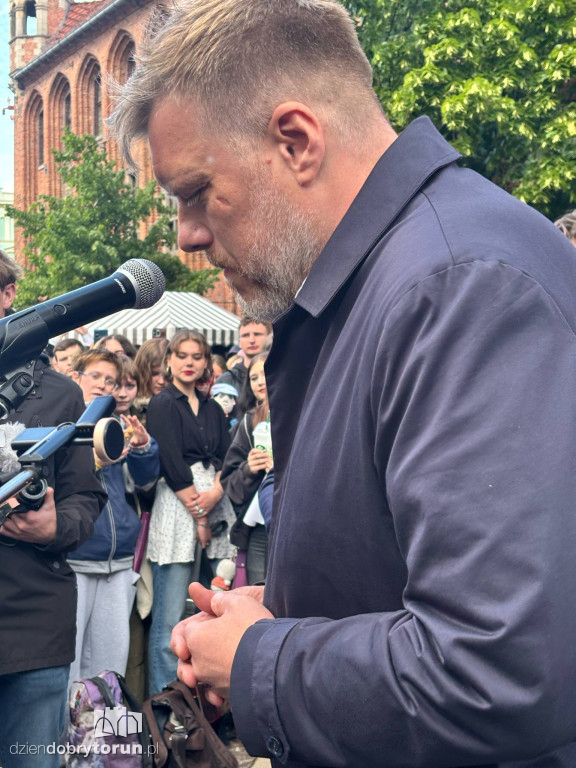 Zandberg w Toruniu na chwilę przed ciszą wyborczą