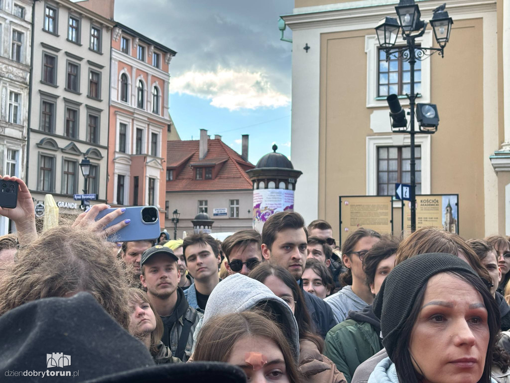 Zandberg w Toruniu na chwilę przed ciszą wyborczą