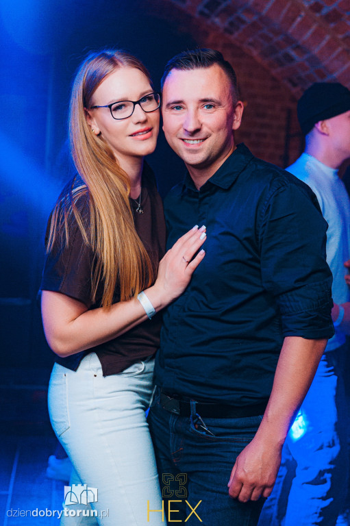 Gorąca impreza w klubie Hex