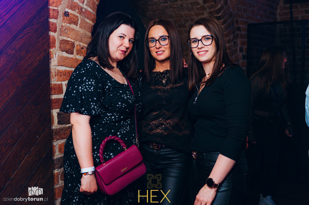 Gorąca impreza w klubie Hex