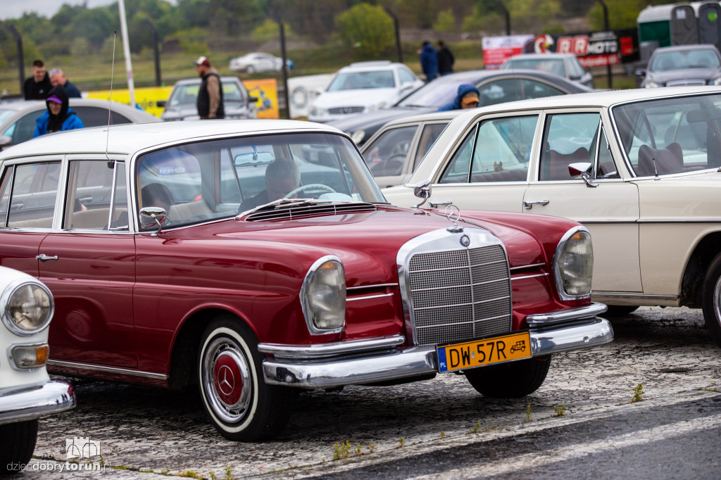 Zlot Mercedesów w MotoParku w Toruniu