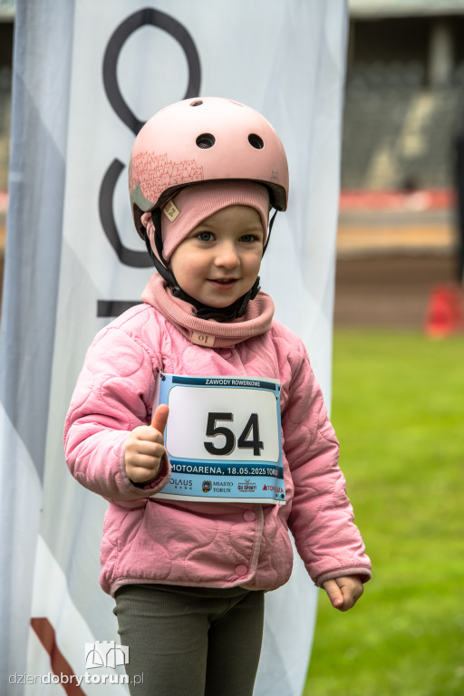 Zawody rowerkowe w Motoarenie