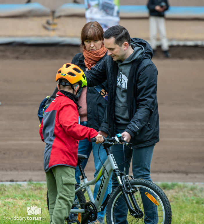 Zawody rowerkowe w Motoarenie