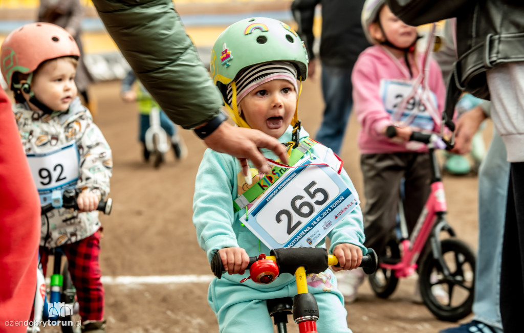 Zawody rowerkowe w Motoarenie