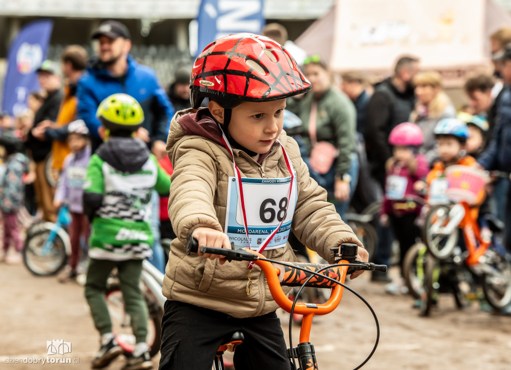 Zawody rowerkowe w Motoarenie