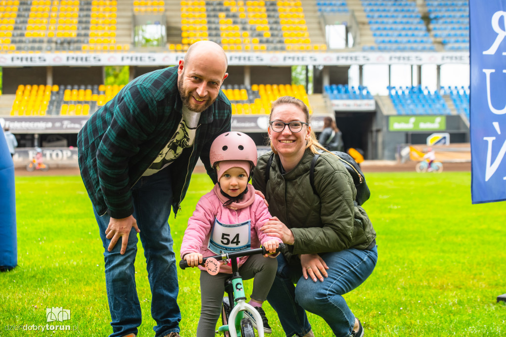 Zawody rowerkowe w Motoarenie