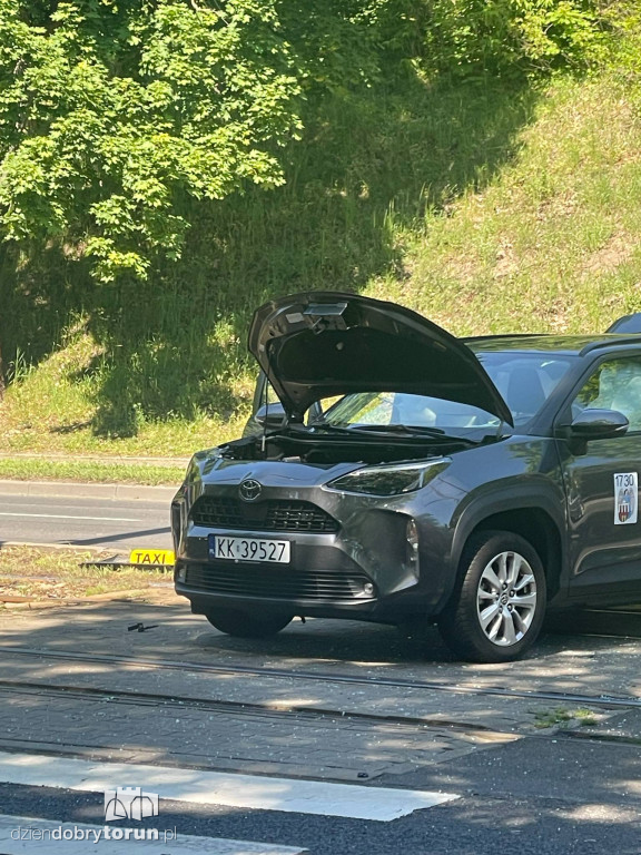 Uwaga na korki! Wypadek na Lubickiej