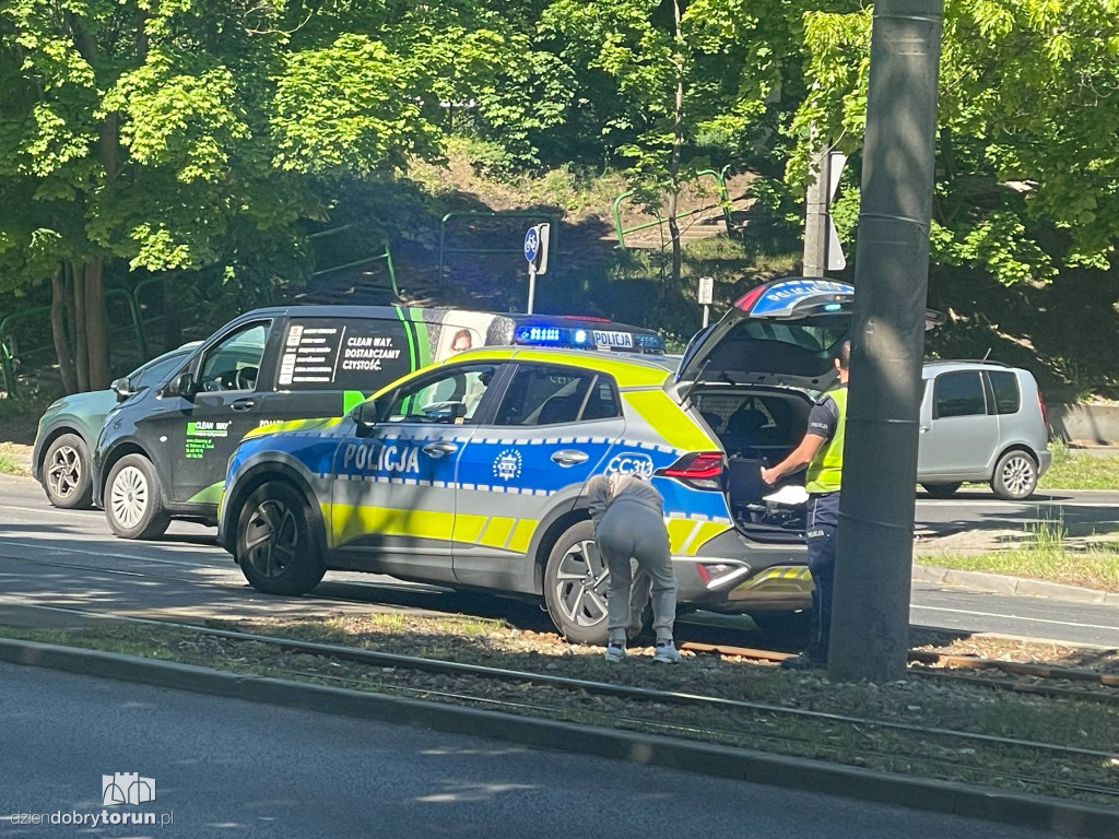 Uwaga na korki! Wypadek na Lubickiej