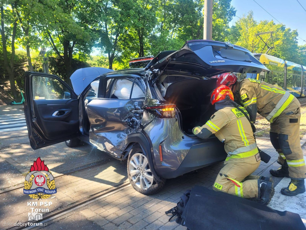 Uwaga na korki! Wypadek na Lubickiej