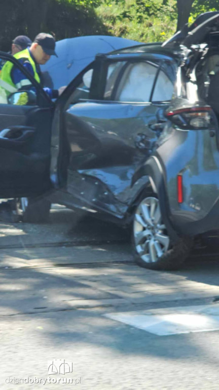 Uwaga na korki! Wypadek na Lubickiej