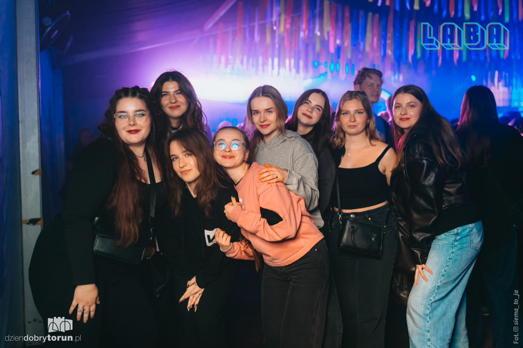 Gorąca noc w Labie