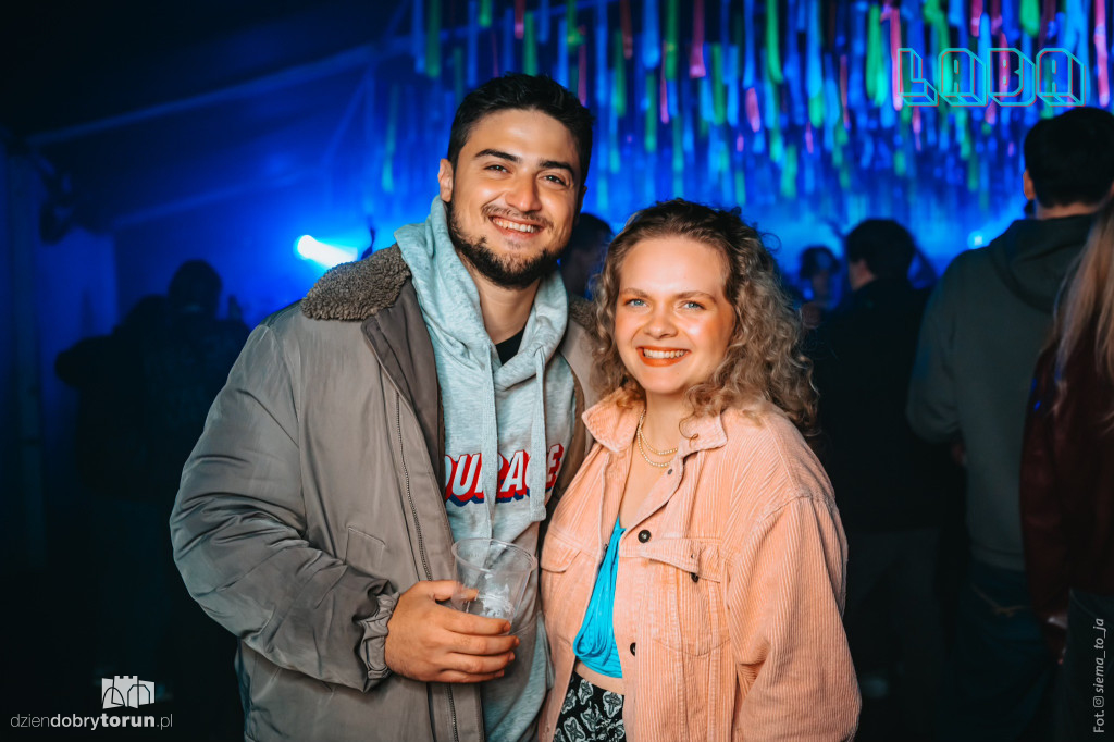 Gorąca noc w Labie