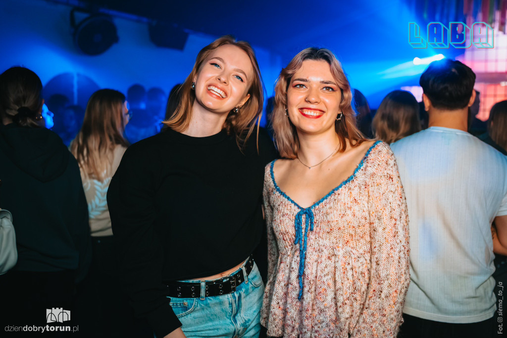 Gorąca noc w Labie