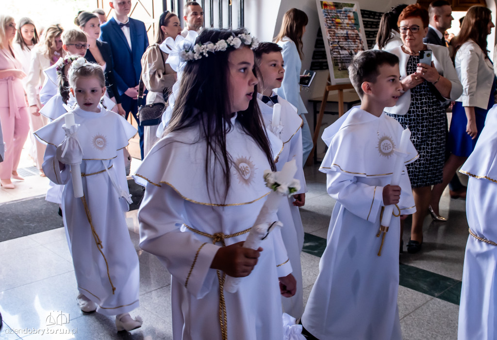 Komunia Święta w Parafii MB Królowej Polski (12)