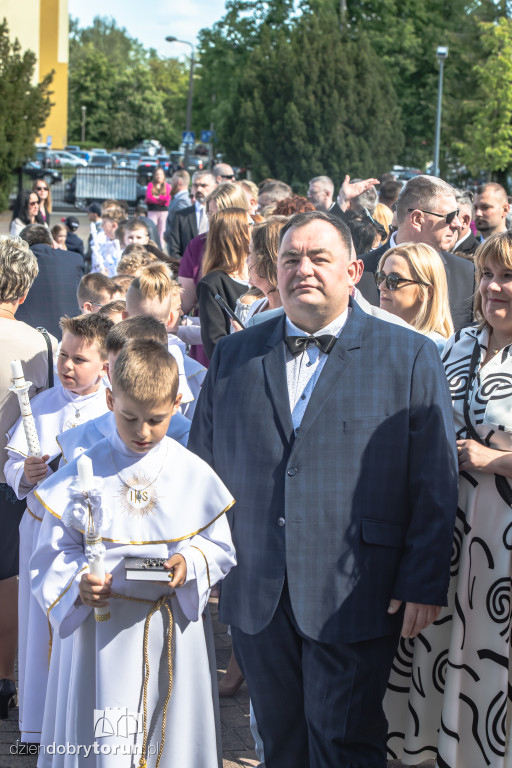 Komunia Święta w Parafii MB Królowej Polski (10)