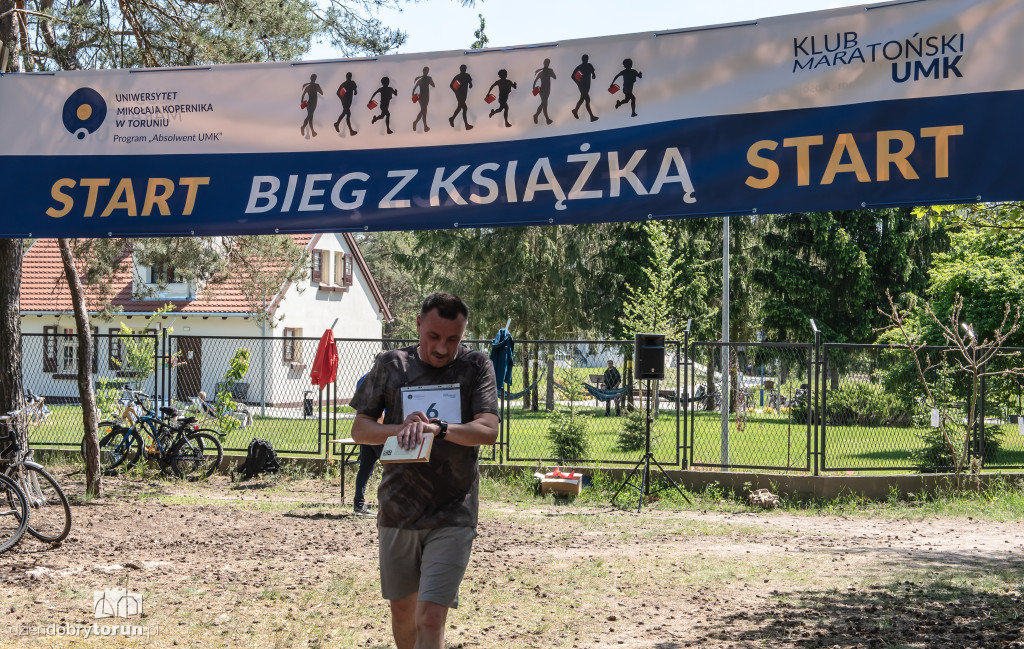 Bieg z książką