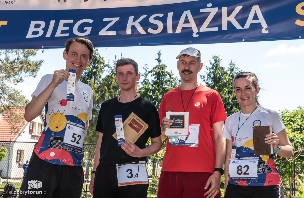 Bieg z książką