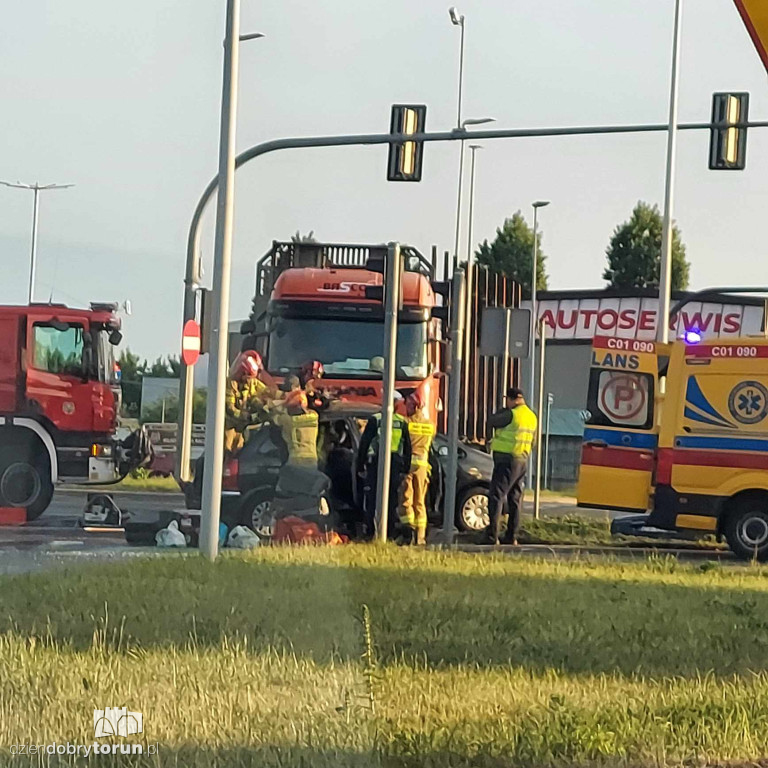 Wypadek na średnicówce w Toruniu