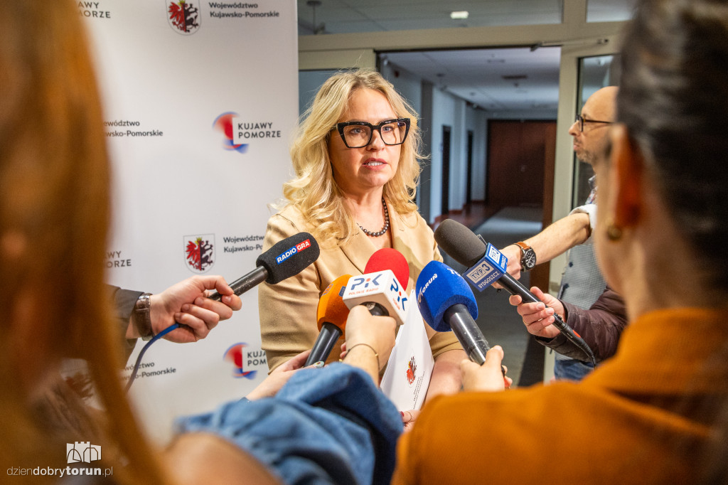 Podpisanie umowy na nowe autobusy