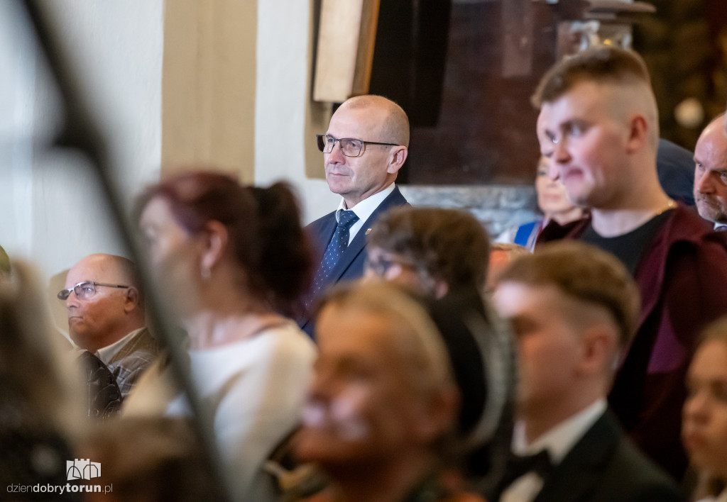 Ingres Biskupa Arkadiusza Okroja w Katedrze