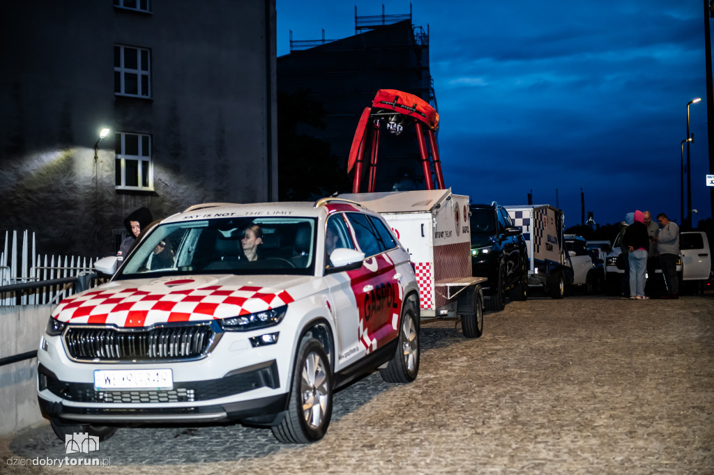 Pokaz balonowych palenisk w Toruniu