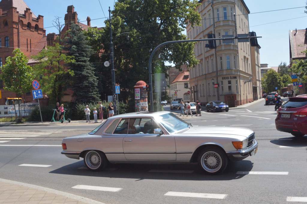 Parada zabytkowych aut