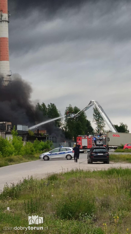 Pożar na składowisku opon w Toruniu