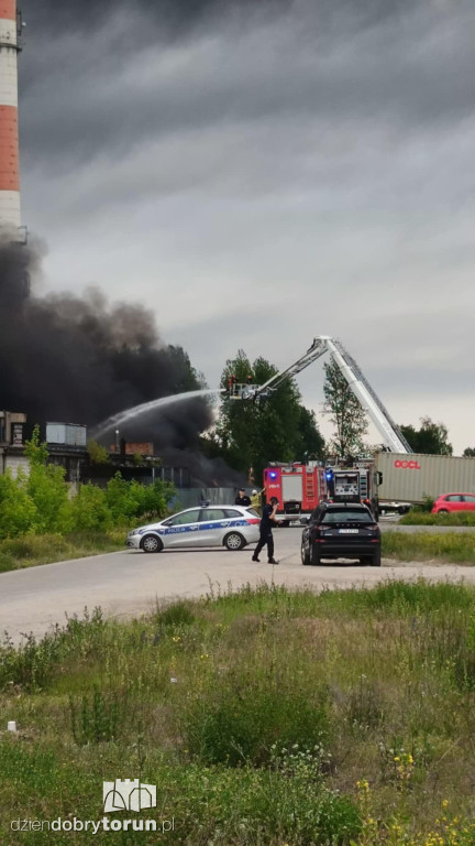 Pożar na składowisku opon w Toruniu