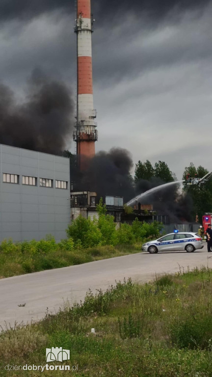 Pożar na składowisku opon w Toruniu